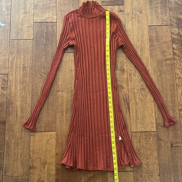 Reformation Libra long-sleeve knit minidress size L - Picture 5 of 8
